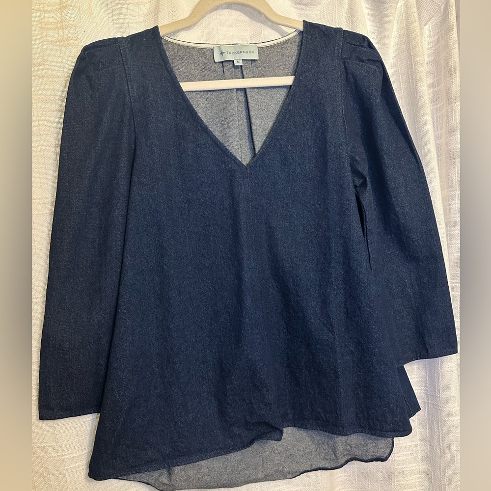 Tuckernuck Tetley Swing Top Blouse Size Medium Denim Puff Sleeve NWOT‎